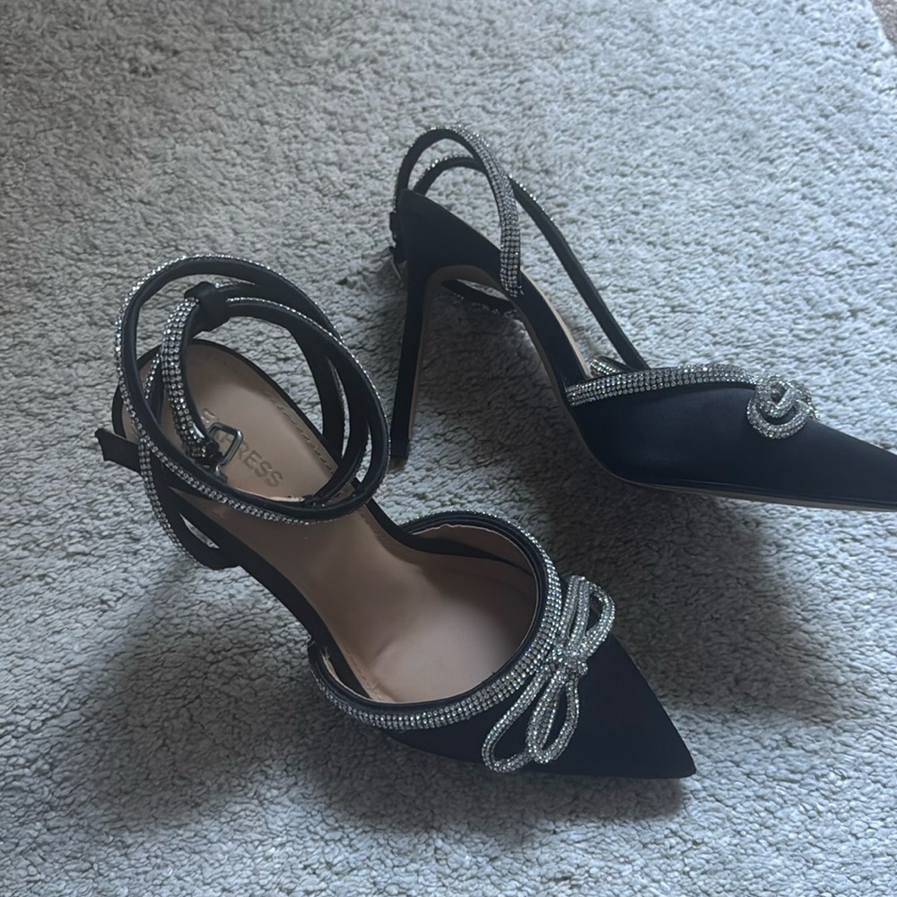 Black Expr heels